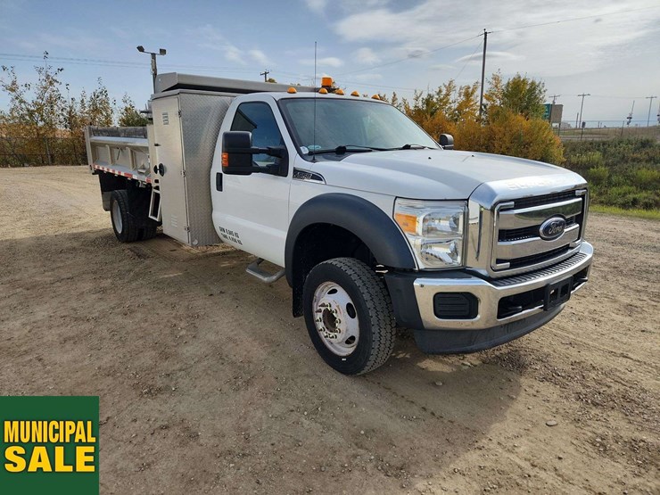 2012-ford-f550-image-2