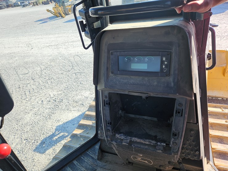 2017-deere-650k-xlt-image-21
