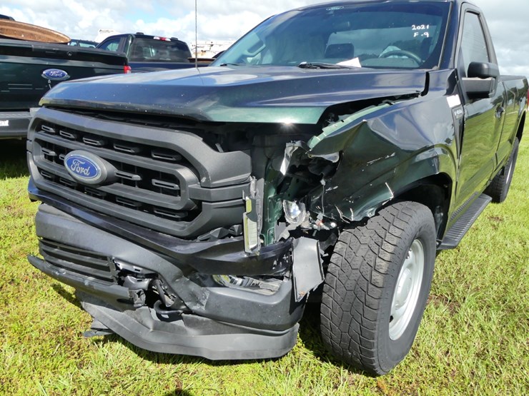 2021-ford-f150-xl-image-10