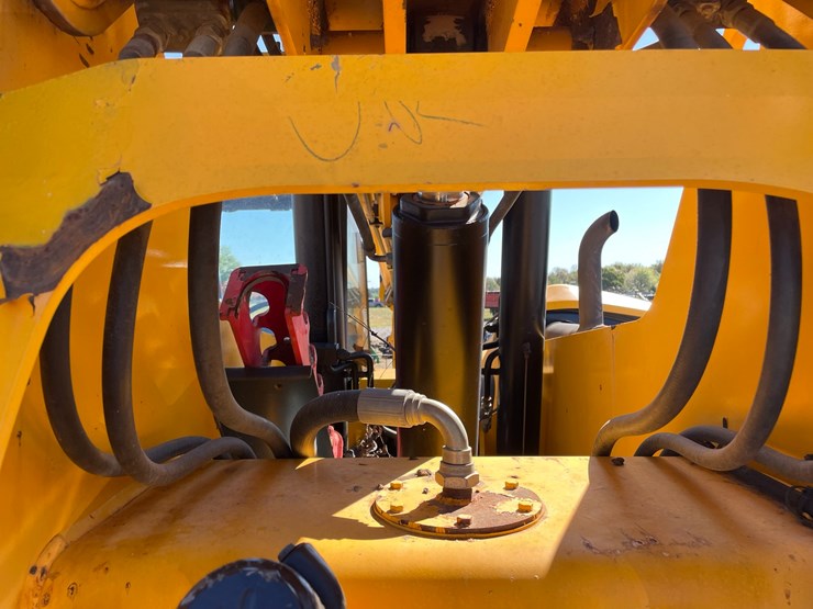 2017-jcb-507-42-image-13