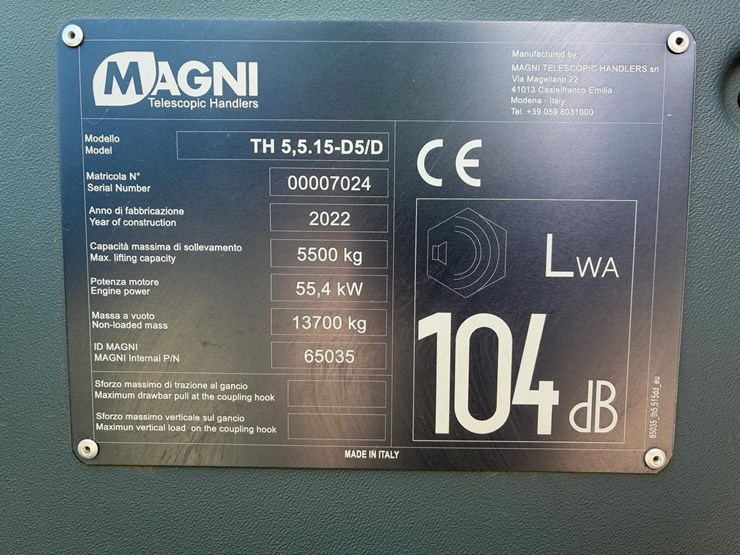 2022-magni-th5.15-telehandler-image-33