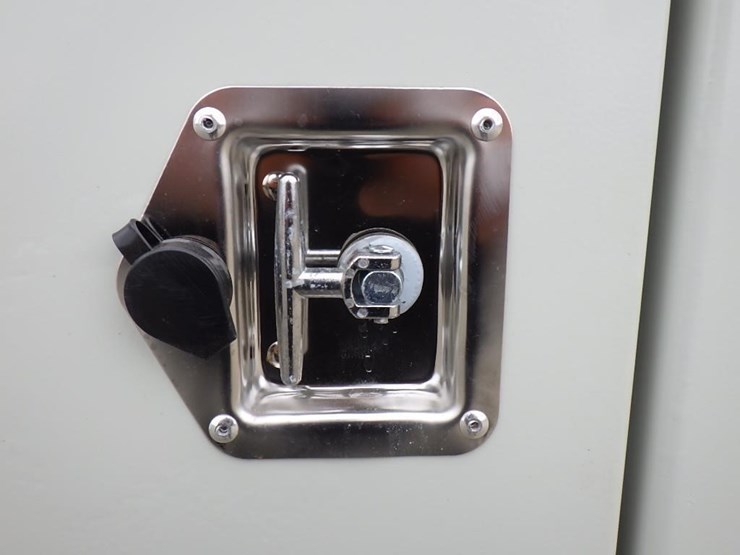 storage-container-10'-image-11