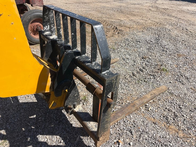 2017-jcb-507-42-image-26