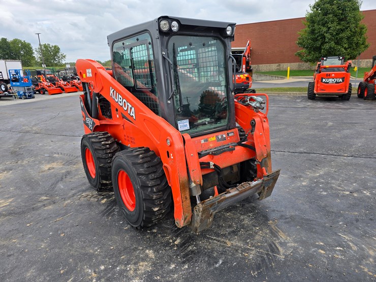 2019-kubota-ssv75-image-19