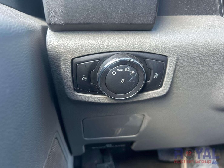 2017-ford-f350-image-31