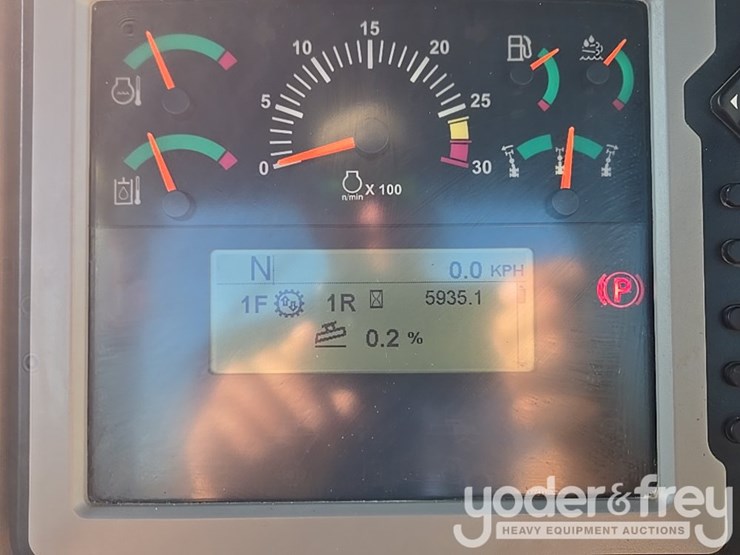 2016-caterpillar-140m3-image-94