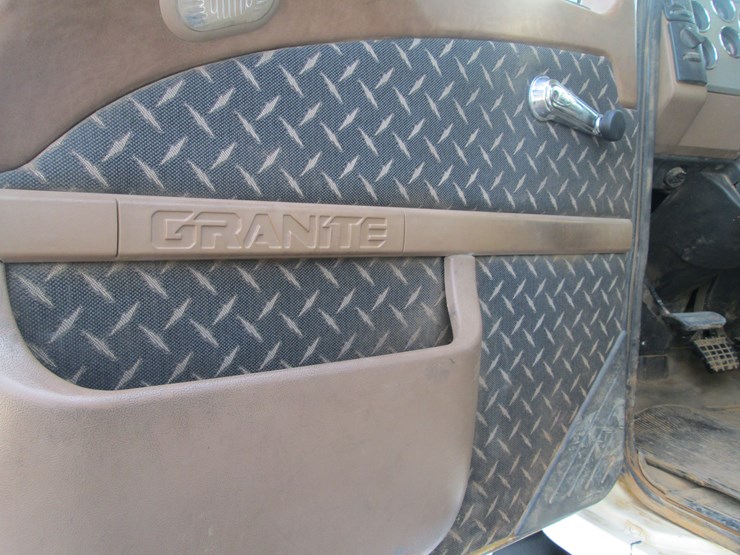 #100-•-2008-mack-granite-t/a-single-cab-dump-truck-1m2ax04c68m003392-inv-#-5197-image-21