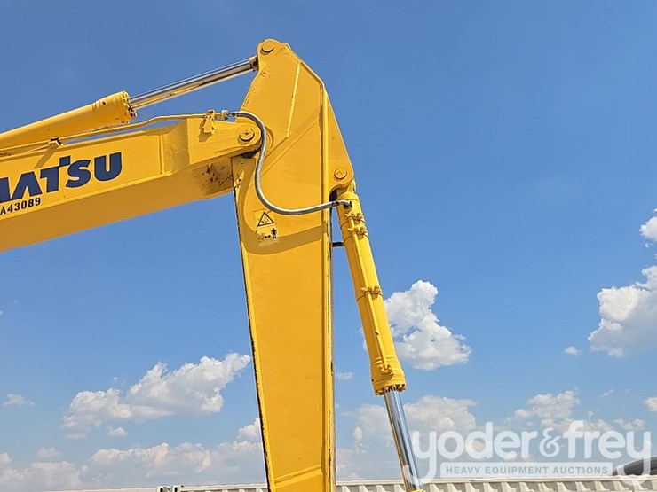 2022-komatsu-pc490-lc-11-image-18