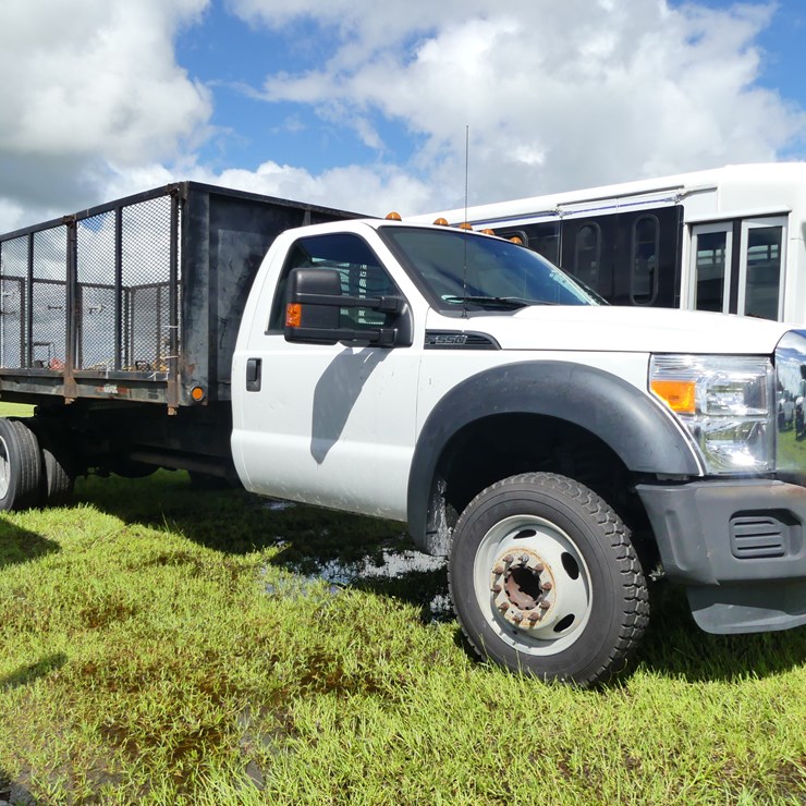 2014 FORD F550 XL