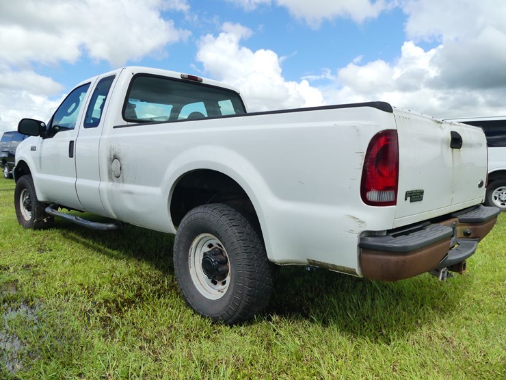 2004-ford-f250-xl-image-4