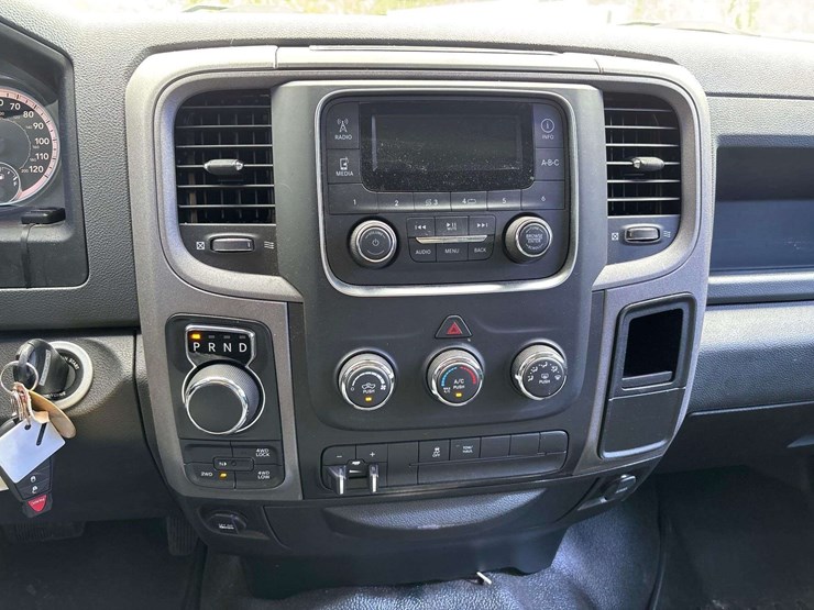 2019-dodge-ram-1500-image-17