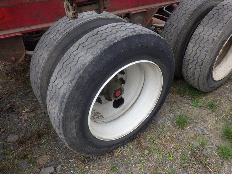 52'-4-axle-flatbed-trailer-image-18