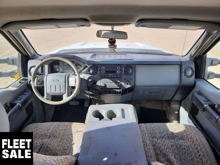 2016-ford-f550-image-21