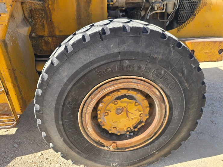 caterpillar-966b-image-80