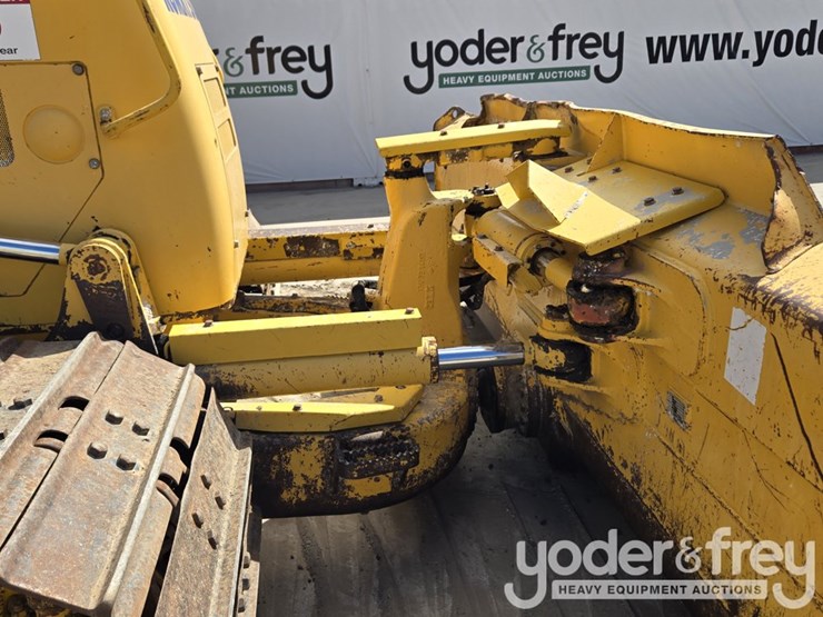 2018-komatsu-d61pxi-24-image-26