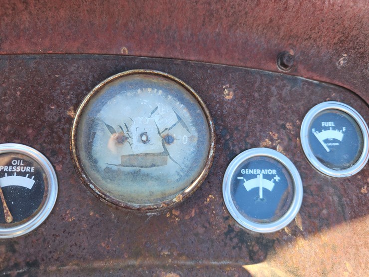 massey-ferguson-165-image-5