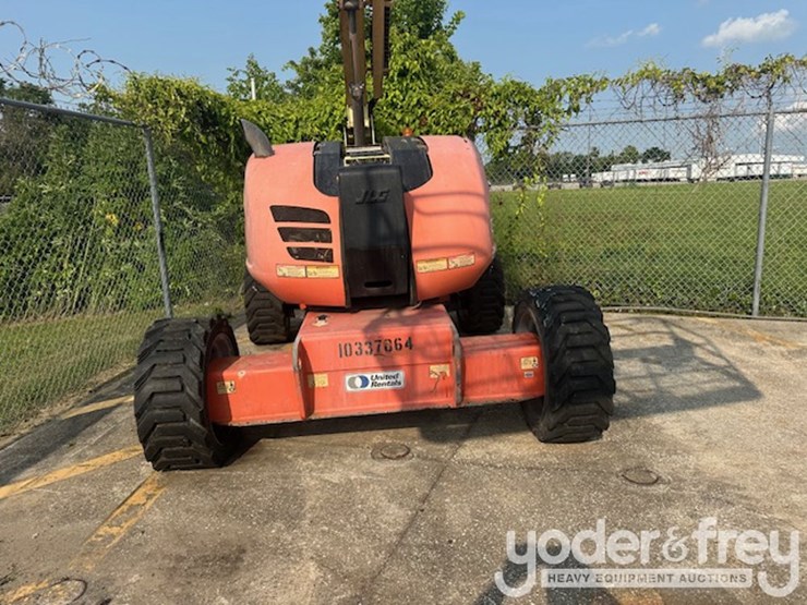 2015-jlg-600aj-image-2
