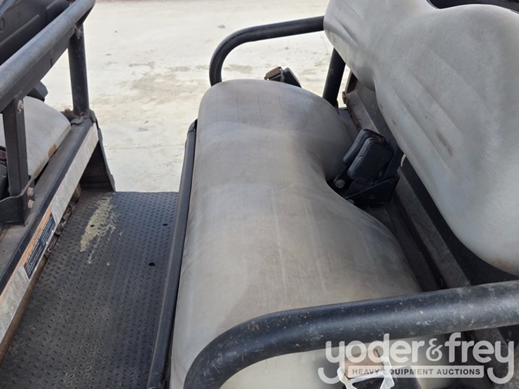 2018-club-car-carryall-1700-image-26
