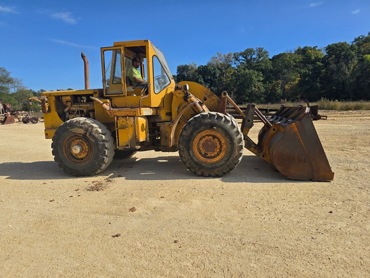 caterpillar-966b-image-31