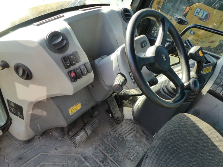 caterpillar-420f2-it-image-15