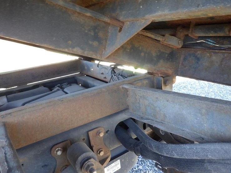 2018-ford-f550-image-11