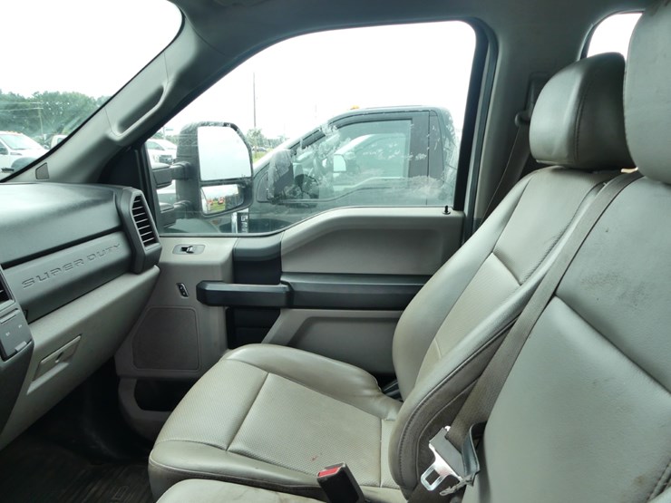 2017-ford-f450-xl-image-11