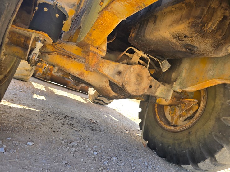 caterpillar-966b-image-58