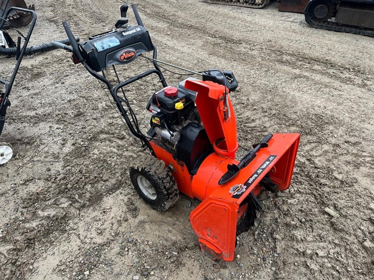 ariens-24"-walk-behind-snow-blower-image-3