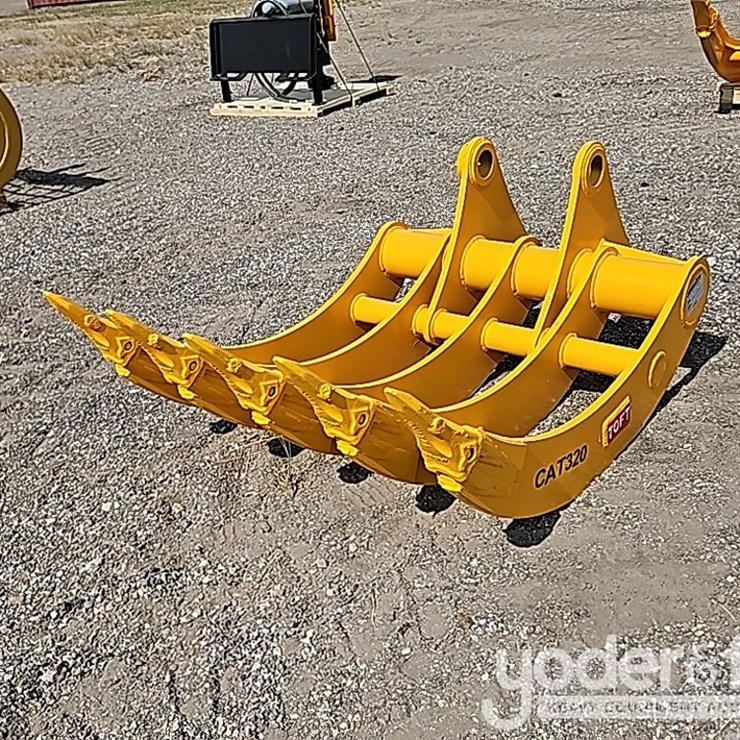 2025 CATERPILLAR 320
