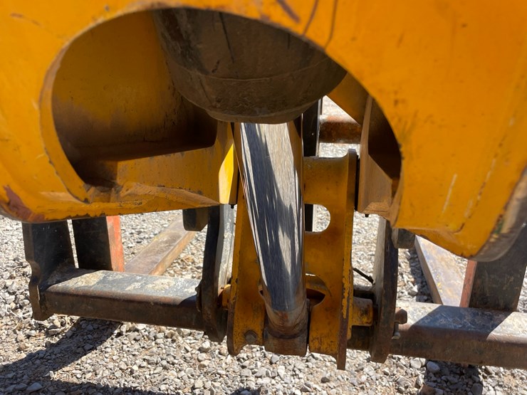 2017-jcb-507-42-image-24