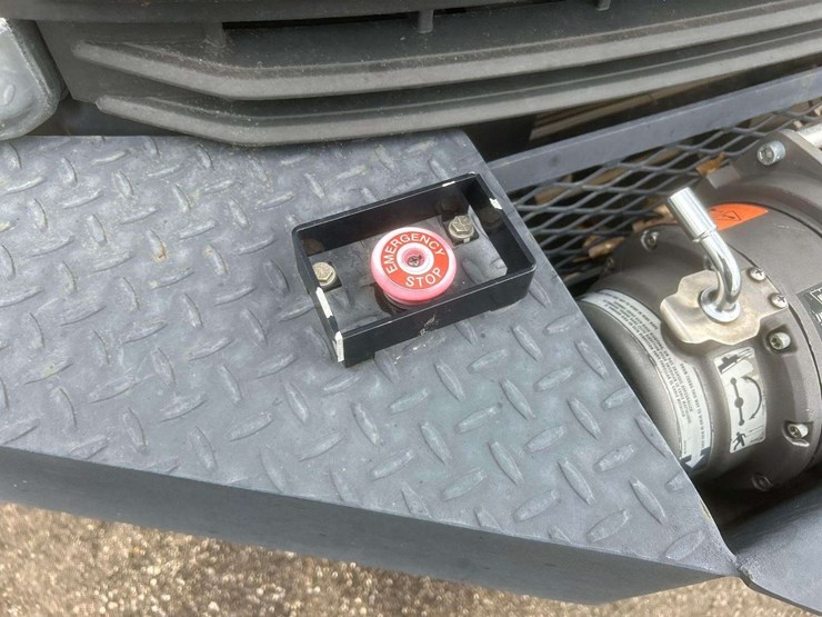 2017-ford-f550-image-54