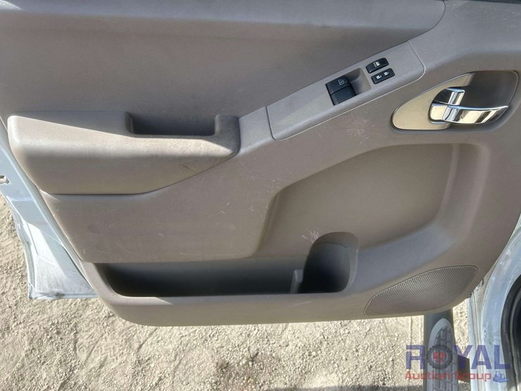 2017-nissan-frontier-image-7