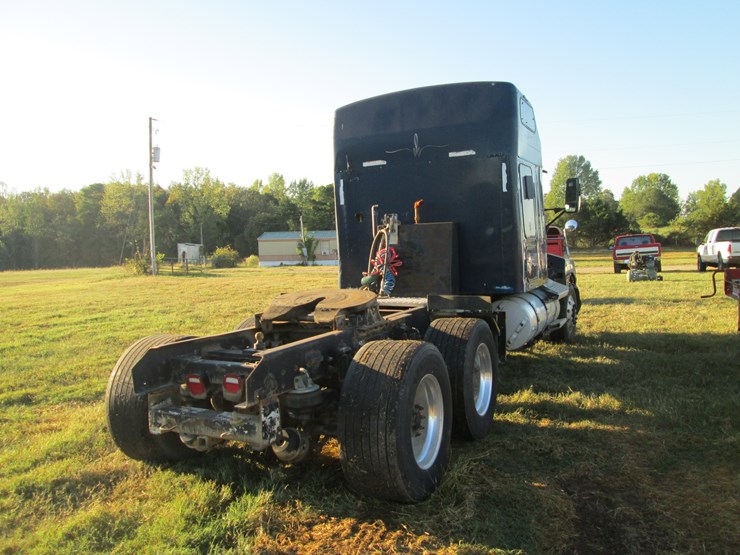 2001-kenworth-t600-image-3