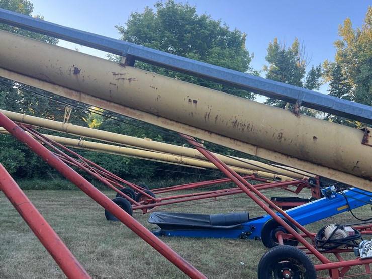 westfield-8-x-35-auger-with-220-electric-motor-image-10