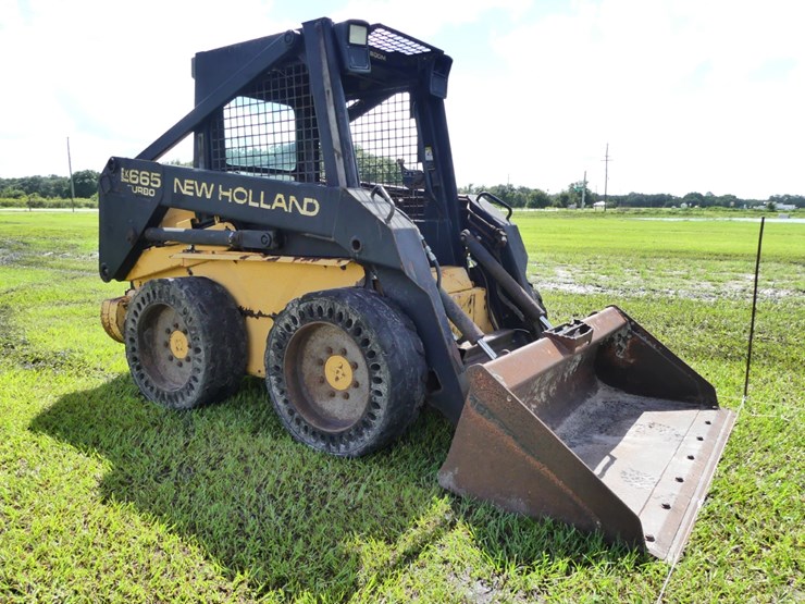 new-holland-lx665-image-2