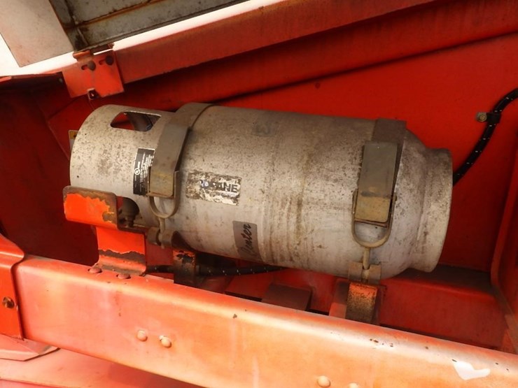 snorkel-telescopic-boom-lift-image-20
