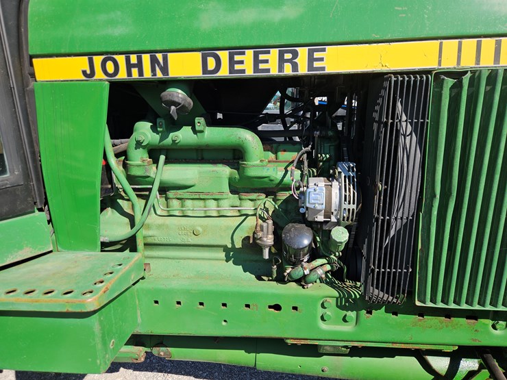 1986-john-deere-4050-image-4
