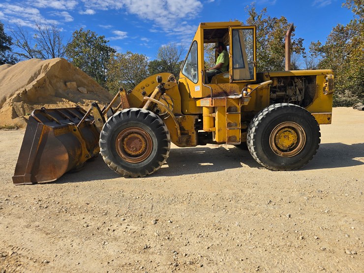 caterpillar-966b-image-8