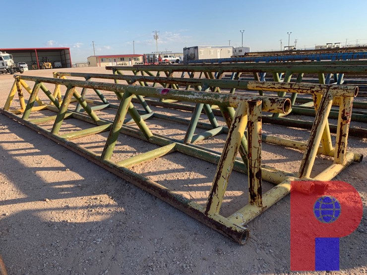 (2x$)-28’-x-42”-triangle-pipe-racks-image-2