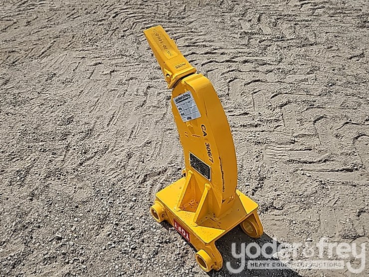 2025-caterpillar-305-image-3