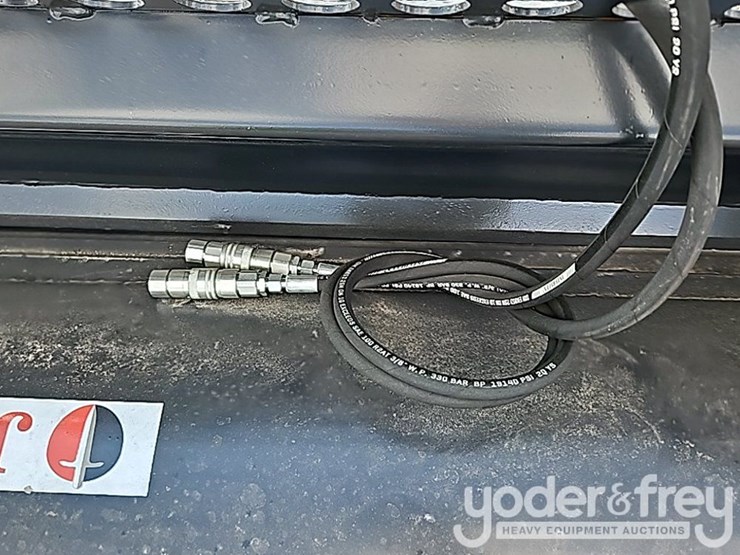 unused-jct-84"-4-in-1-combination-bucket-to-suit-skidsteer-image-12