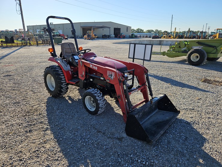 2005-case-ih-dx24-image-21