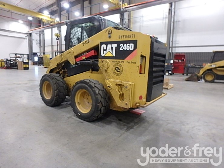 2019-caterpillar-246d-image-2