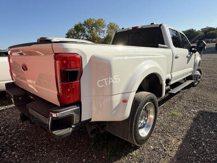 2023-ford-f450-image-7