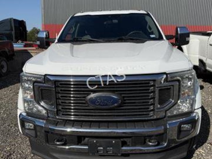 2022-ford-f450-image-2