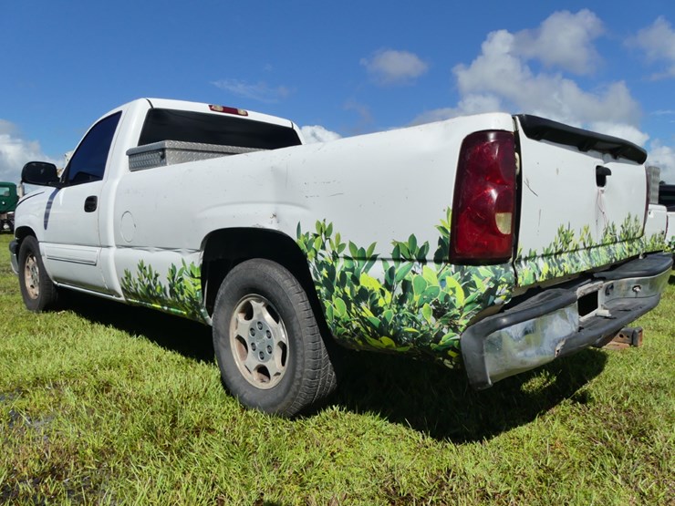 2003-chevrolet-silverado-image-4