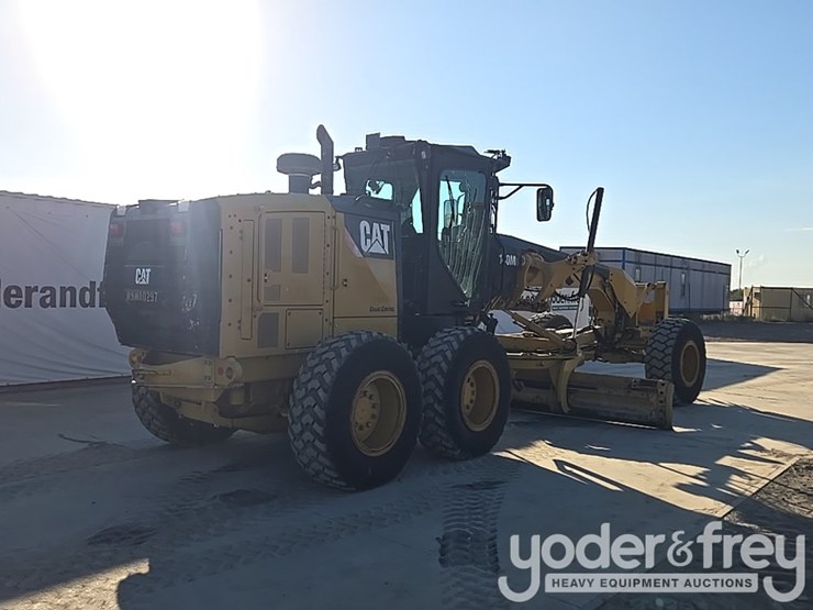 2016-caterpillar-140m3-image-5