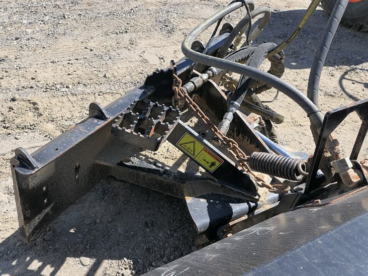 caterpillar-430d-image-7