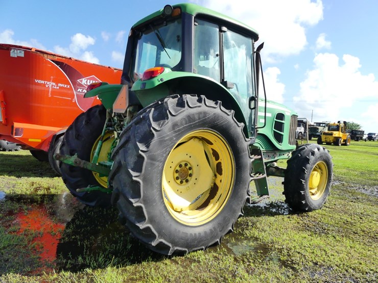 john-deere-7230-image-3