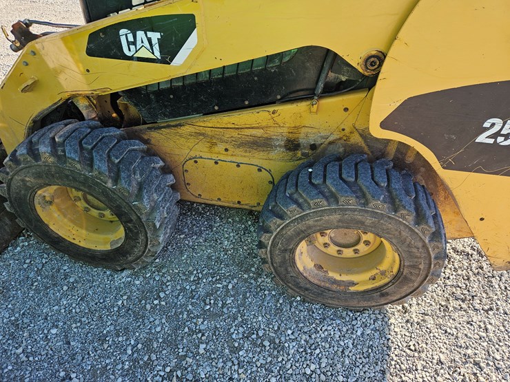 2008-caterpillar-256c-image-20